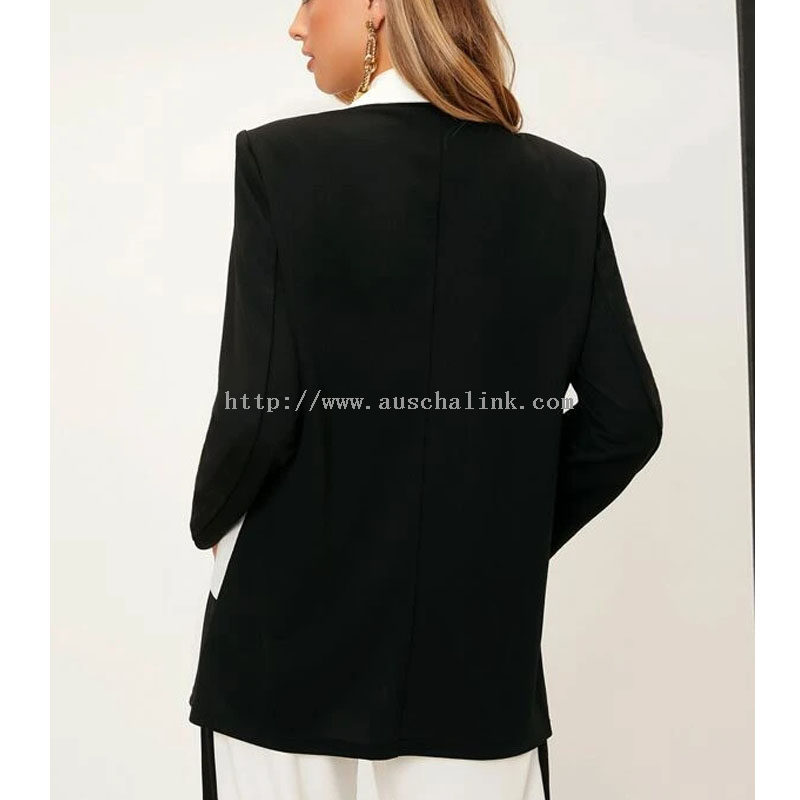 2022 New Design Lapel Color Button Front Double Pockets Elegant Suit Jacket for Women