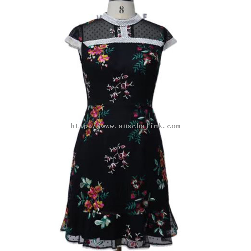 Summer New Short-sleeve Round Neck Embroidery Print Bell Casual Dress for Women